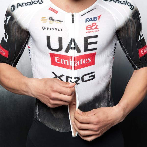 Herren UAE Team Emirates 2025 Hybrid Pissei body Herren UAE Team Emirates 2025 Hybrid Pissei body