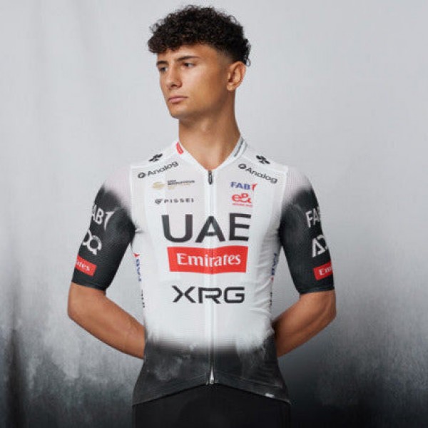 Herren Pissei UAE Team Emirates 2025 Magistrale trikot Herren Pissei UAE Team Emirates 2025 Magistrale trikot