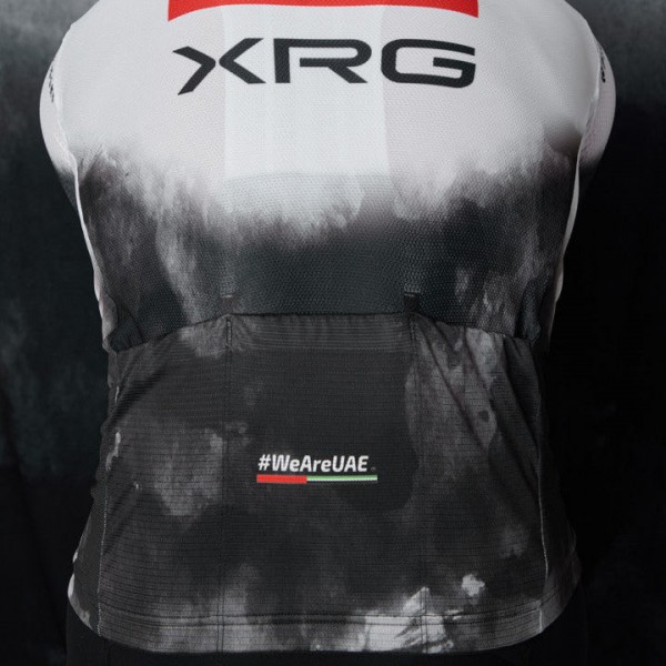 Herren Pissei UAE Team Emirates 2025 Magistrale trikot Herren Pissei UAE Team Emirates 2025 Magistrale trikot